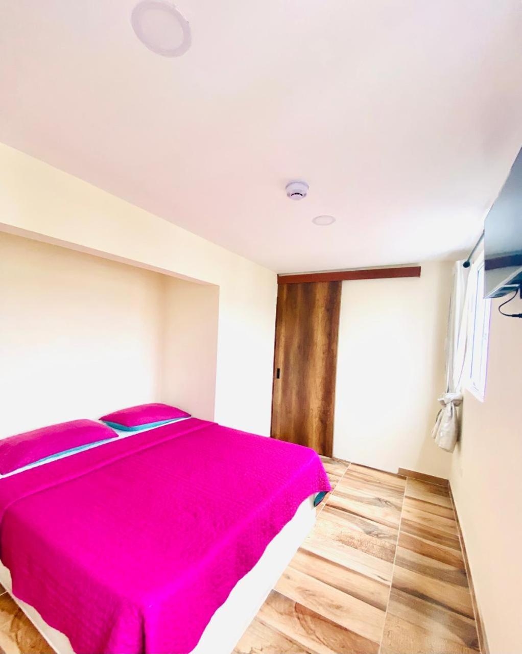 Hostal Don Jose Santa Rosa de Cabal Exteriör bild