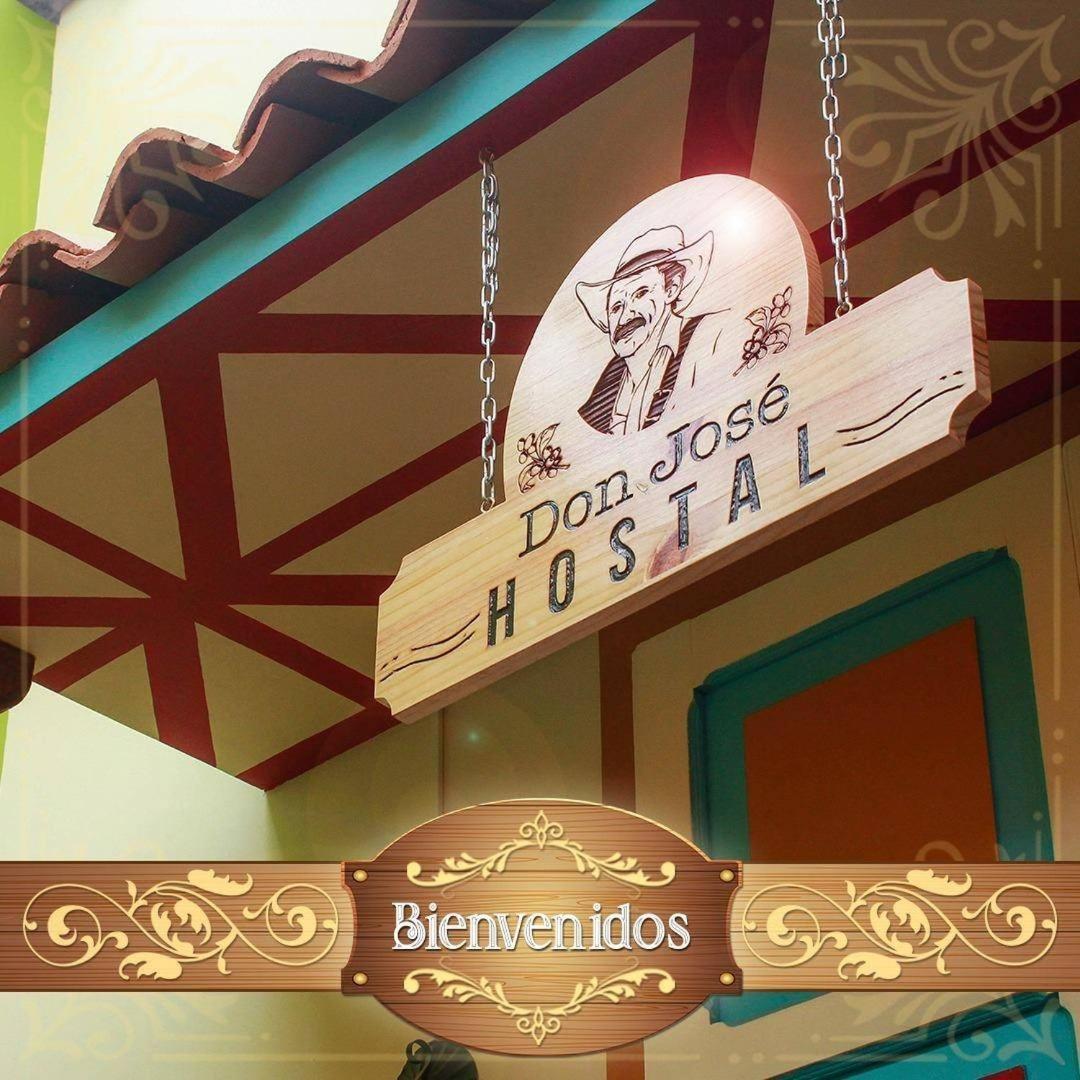 Hostal Don Jose Santa Rosa de Cabal Exteriör bild
