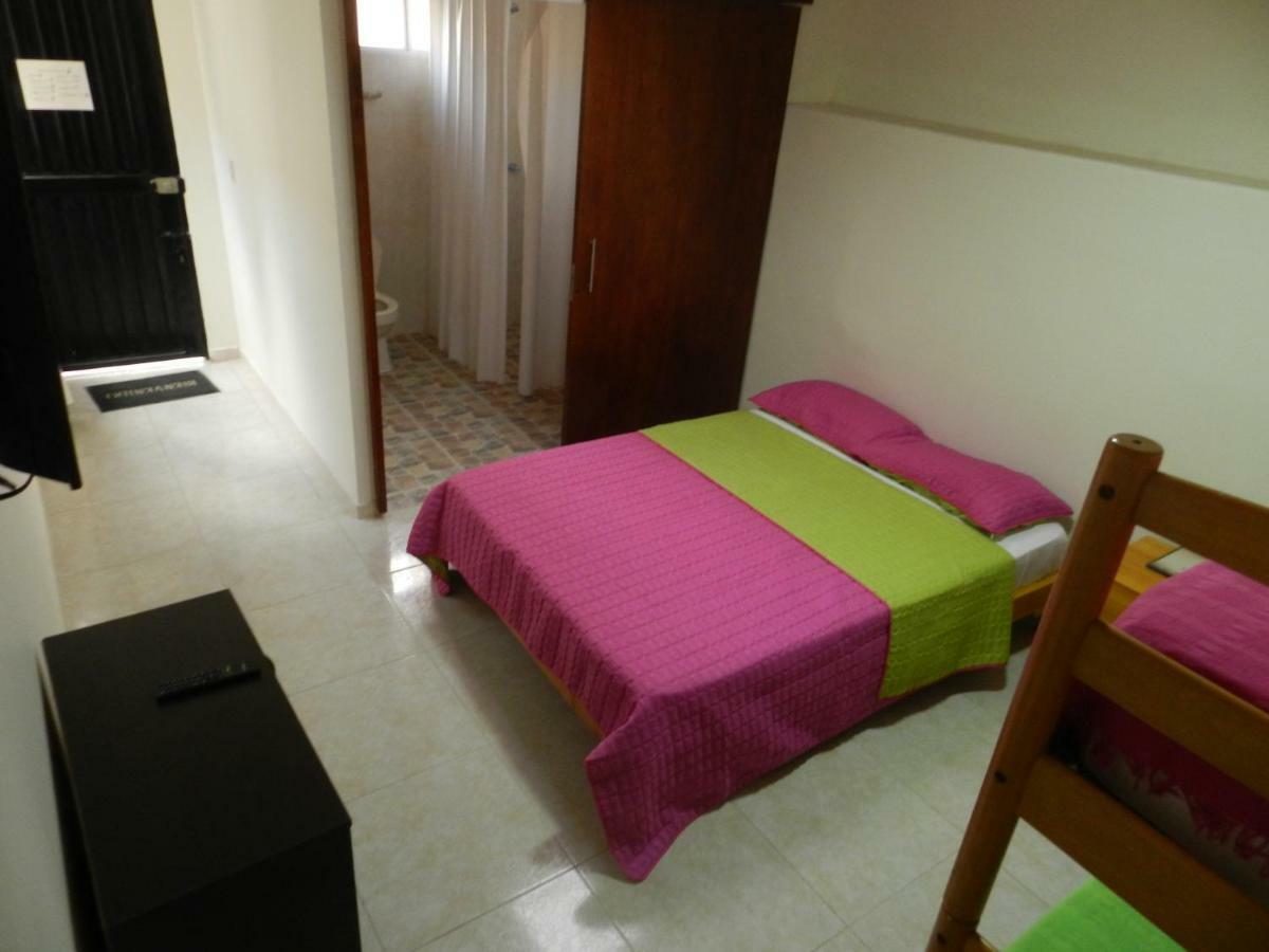 Hostal Don Jose Santa Rosa de Cabal Exteriör bild
